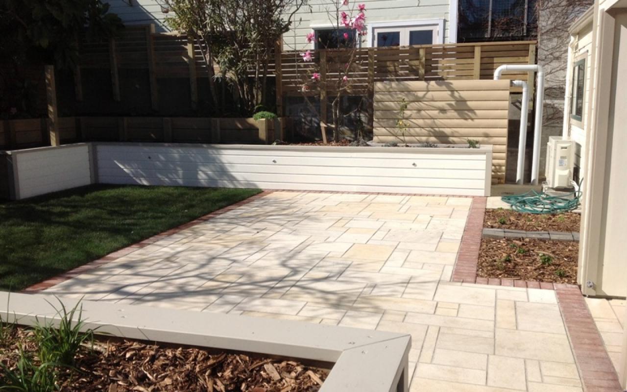 MT Victoria garden slider 06 2550